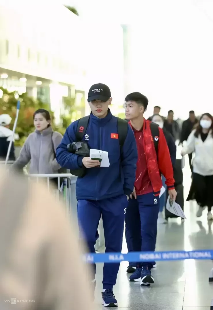 Vẻ điển trai đời thường của hai 'công thần' U23 Việt Nam - 2