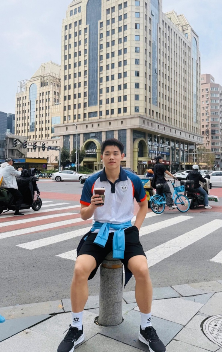 Vẻ điển trai đời thường của hai 'công thần' U23 Việt Nam - 6