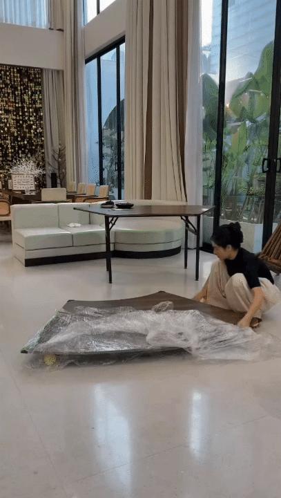 Phú bà 4 con ở dinh thự 1000m2 tự tay chuẩn bị lễ kỷ niệm 10 năm ngày cưới, đỉnh thế này bảo sao chồng mê đắm!- Ảnh 4.