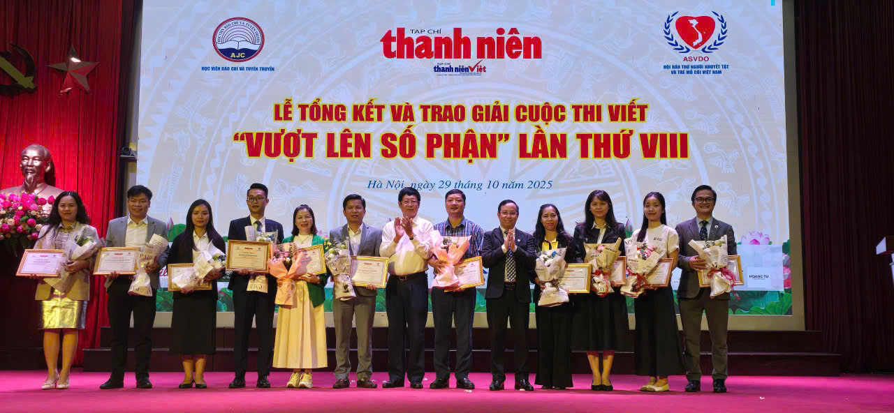 Chào năm mới 2026: Tạp chí Thanh niên cùng tuổi trẻ Việt Nam tự hào, vững tin theo Đảng- Ảnh 11.