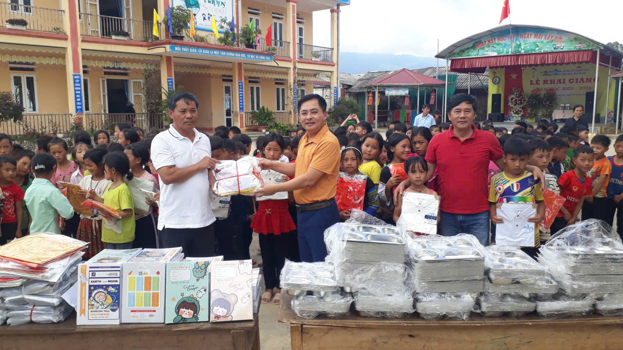 Chào năm mới 2026: Tạp chí Thanh niên cùng tuổi trẻ Việt Nam tự hào, vững tin theo Đảng- Ảnh 22.