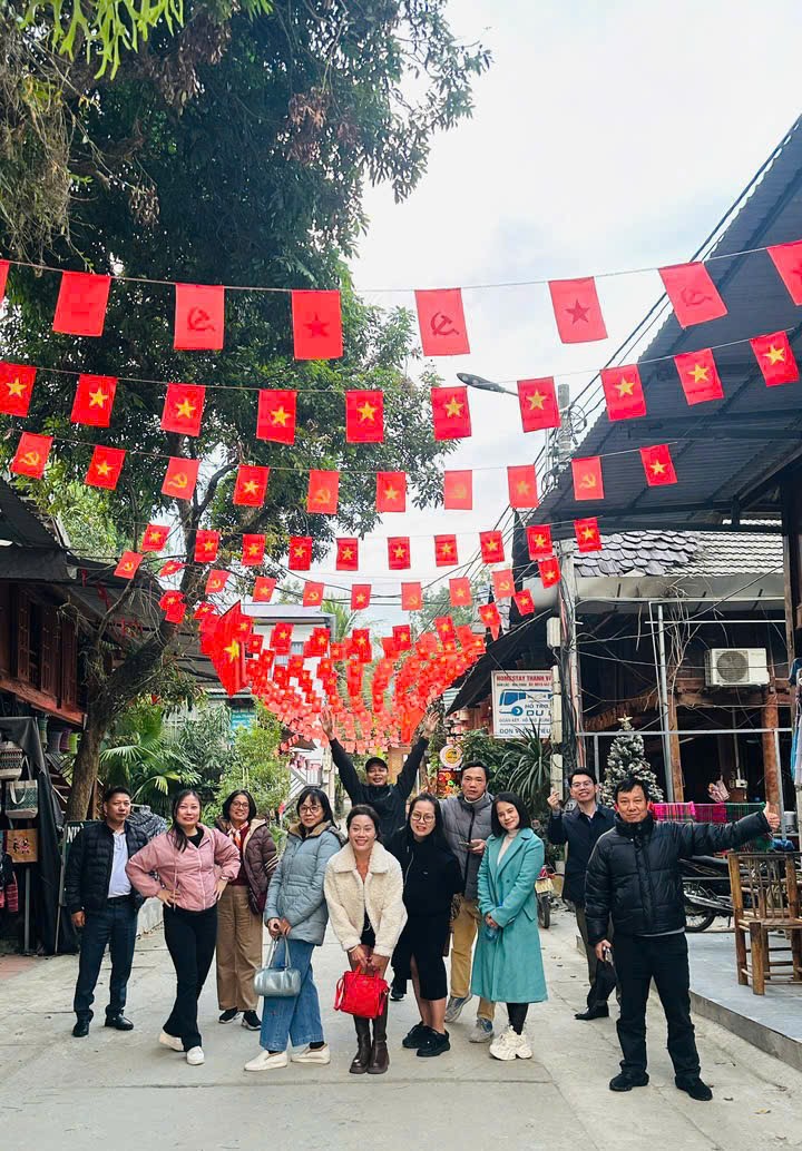 Chào năm mới 2026: Tạp chí Thanh niên cùng tuổi trẻ Việt Nam tự hào, vững tin theo Đảng- Ảnh 24.