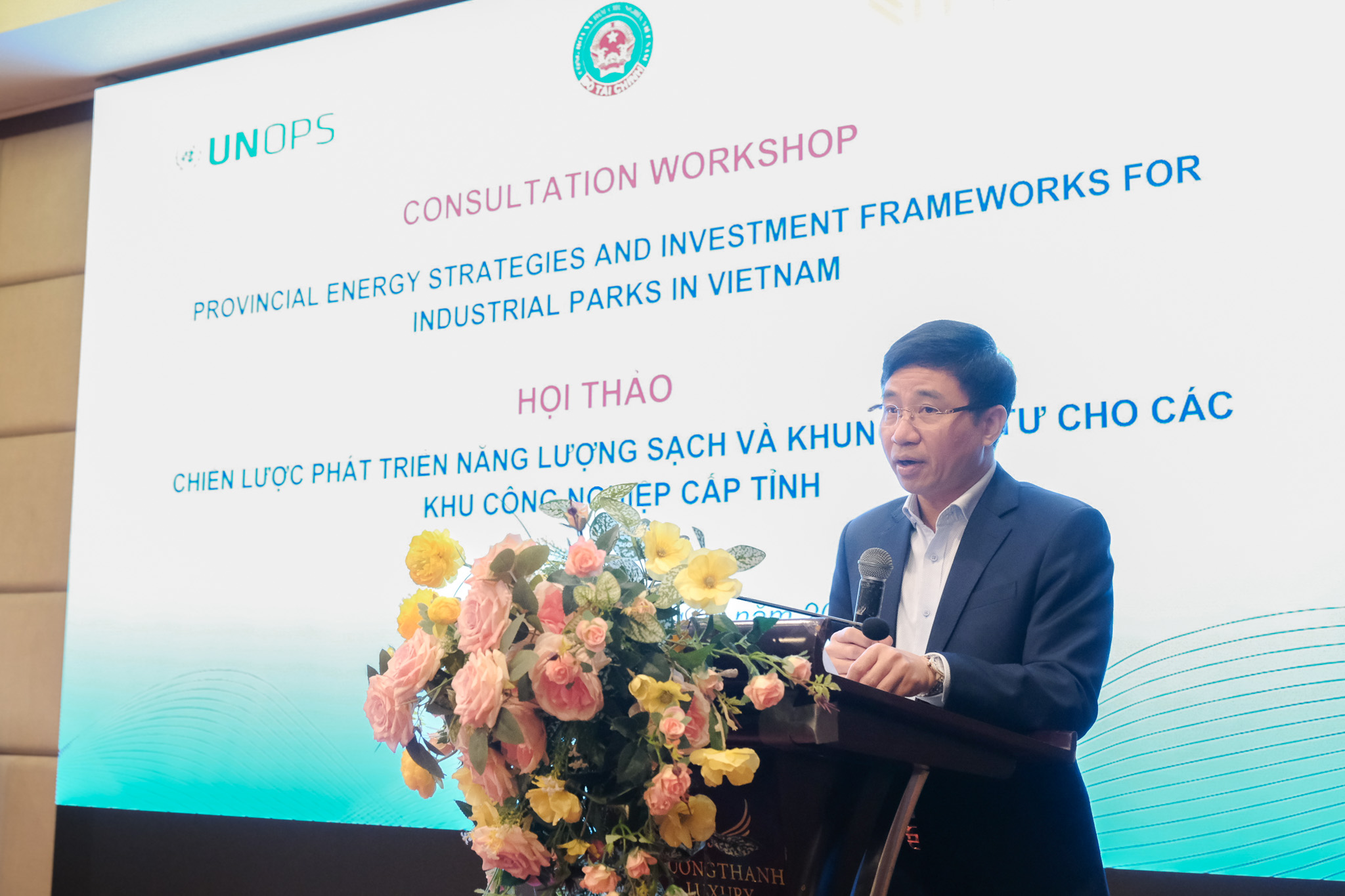 'Thủ phủ công nghiệp' phía Bắc sẽ thí điểm 3 khu công nghiệp sinh thái, hướng trung hòa carbon - Ảnh 2. Bắc Ninh sẽ thí điểm 3 khu công nghiệp sinh thái, hướng tới net-zero carbon - Ảnh 3.