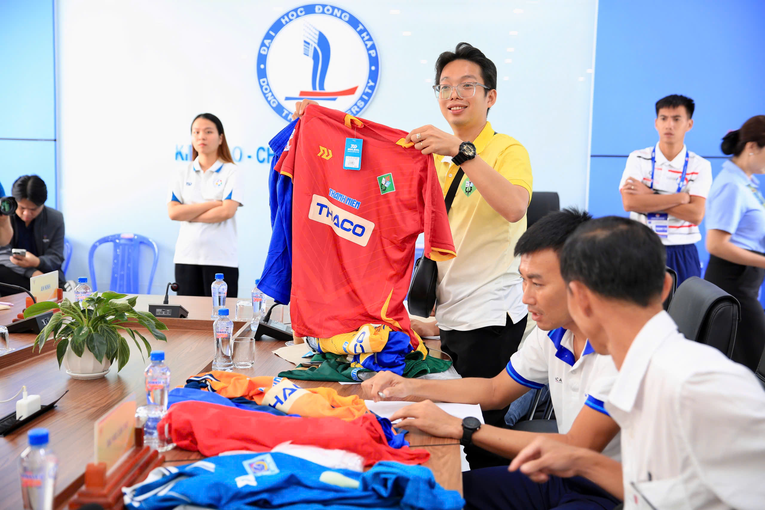 TNSV THACO cup 2026 lan tỏa thông điệp ‘3 đẹp’ trên đất sen hồng- Ảnh 3.