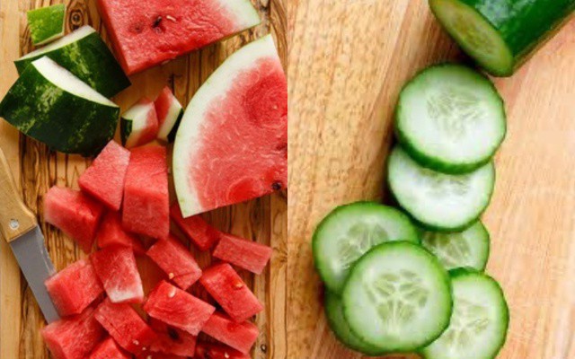 Cố gắng tránh các loại thực phẩm có hàm lượng nước cao, như cần tây, dưa hấu và dưa chuột.