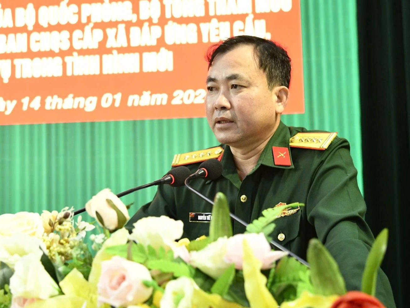 Gia Lai bổ nhiệm 135 sĩ quan làm Chỉ huy trưởng Ban Chỉ huy quân sự xã - Ảnh 2.