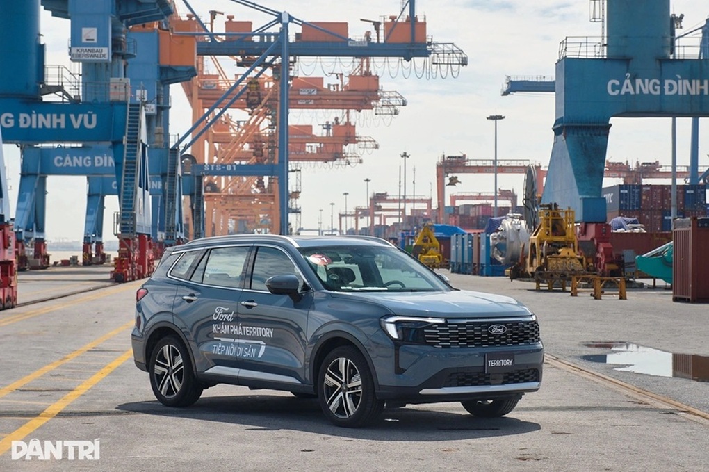 Destinator vượt qua Territory ngay tháng đầu mở bán, chỉ thua CX-5 - 3