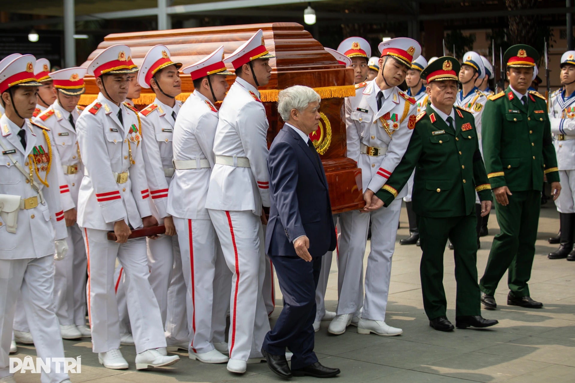 Lãnh đạo Đảng, Nhà nước tiễn đưa Đại tướng Lê Văn Dũng về nơi an nghỉ - 15