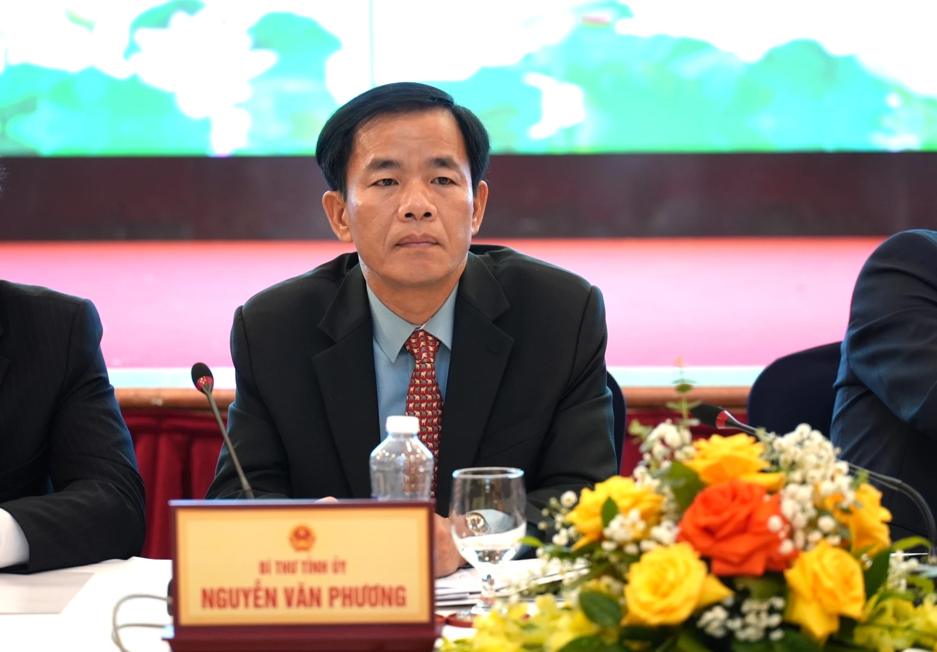 Bí thư Quảng Trị: Tăng trưởng 10% là thách thức nhưng phải làm được (!) - Ảnh 4.