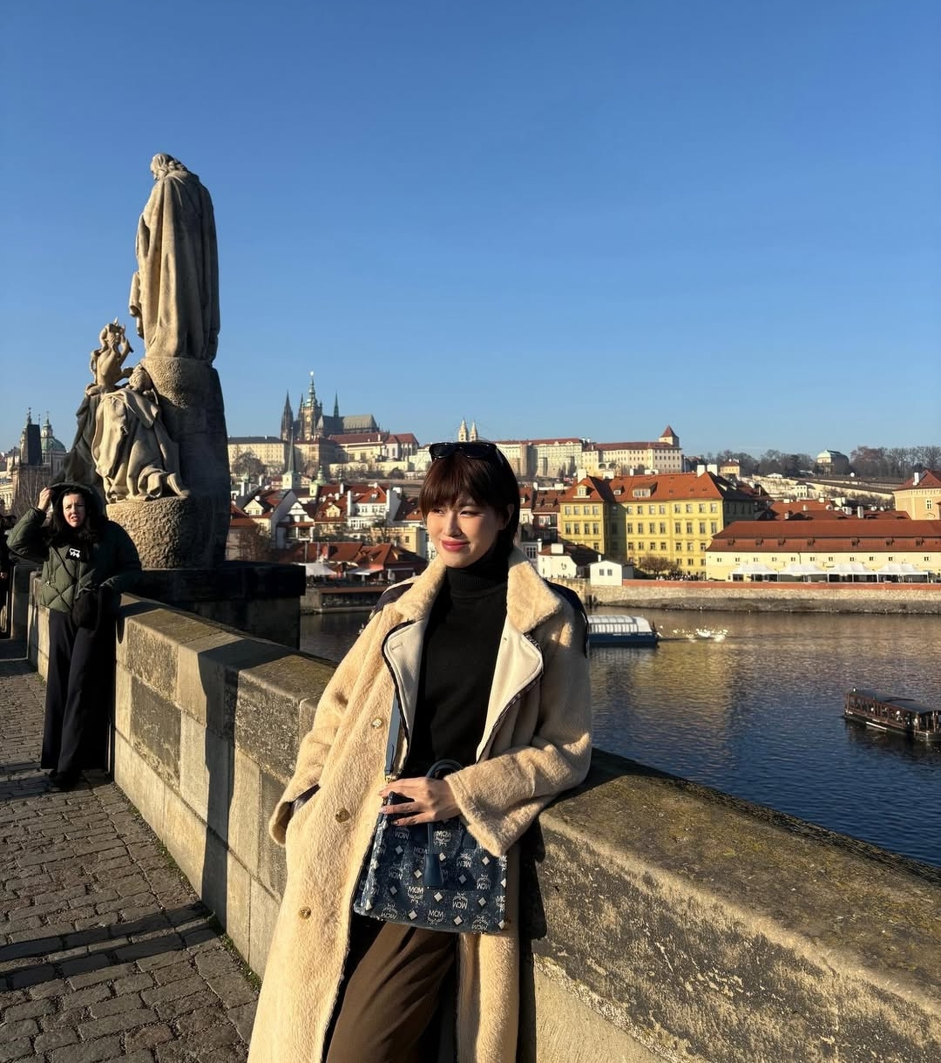 Rapper Pháo tuổi 23: Ngày càng gợi cảm, tin đồn hẹn hò gây chú ý - 10 Rapper Pháo tuổi 23: Ngày càng gợi cảm, tin đồn hẹn hò gây chú ý - 10