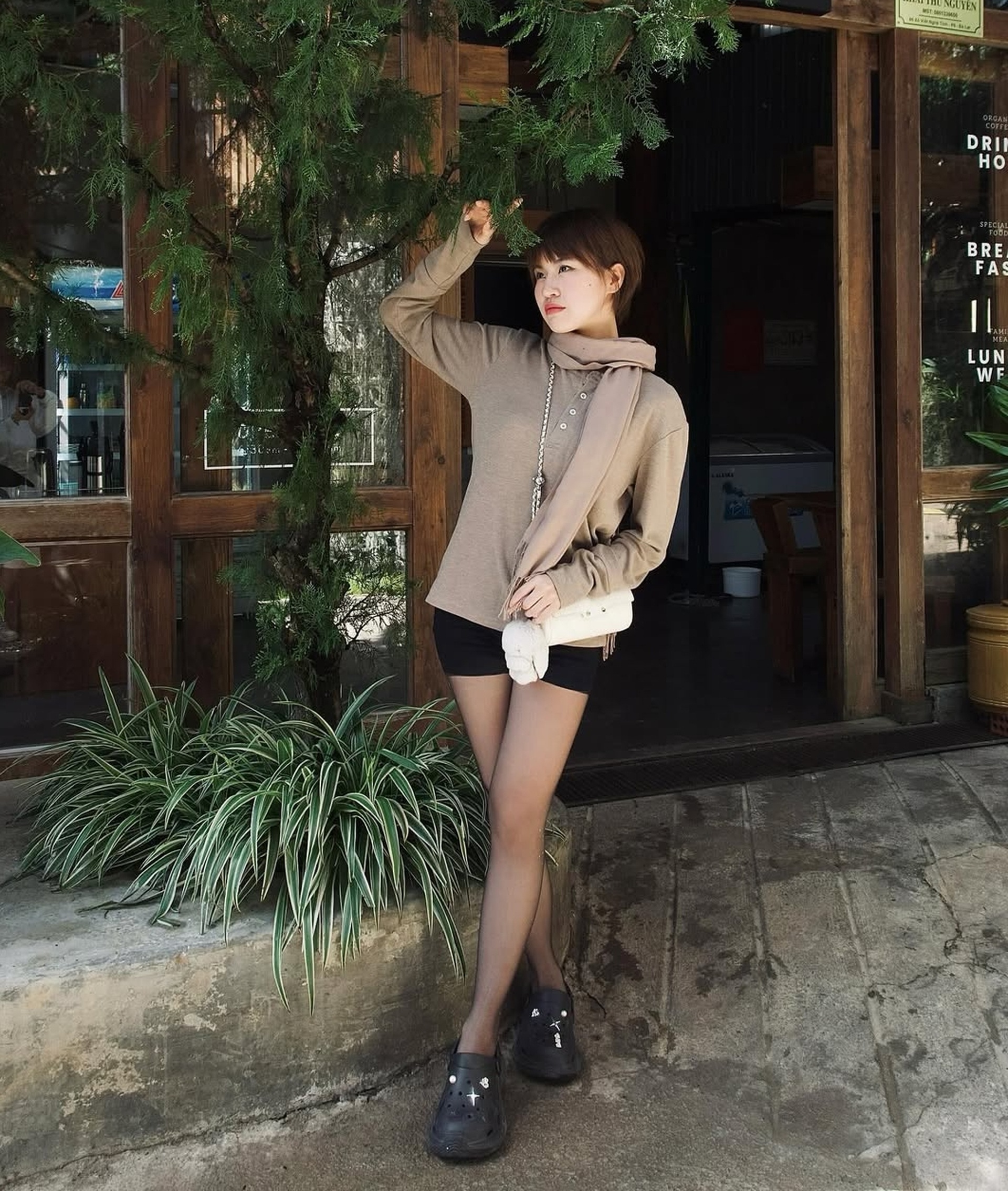 Rapper Pháo tuổi 23: Ngày càng gợi cảm, tin đồn hẹn hò gây chú ý - 11 Rapper Pháo tuổi 23: Ngày càng gợi cảm, tin đồn hẹn hò gây chú ý - 11