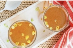 10 lợi ích sức khỏe của việc dùng nước xương hầm