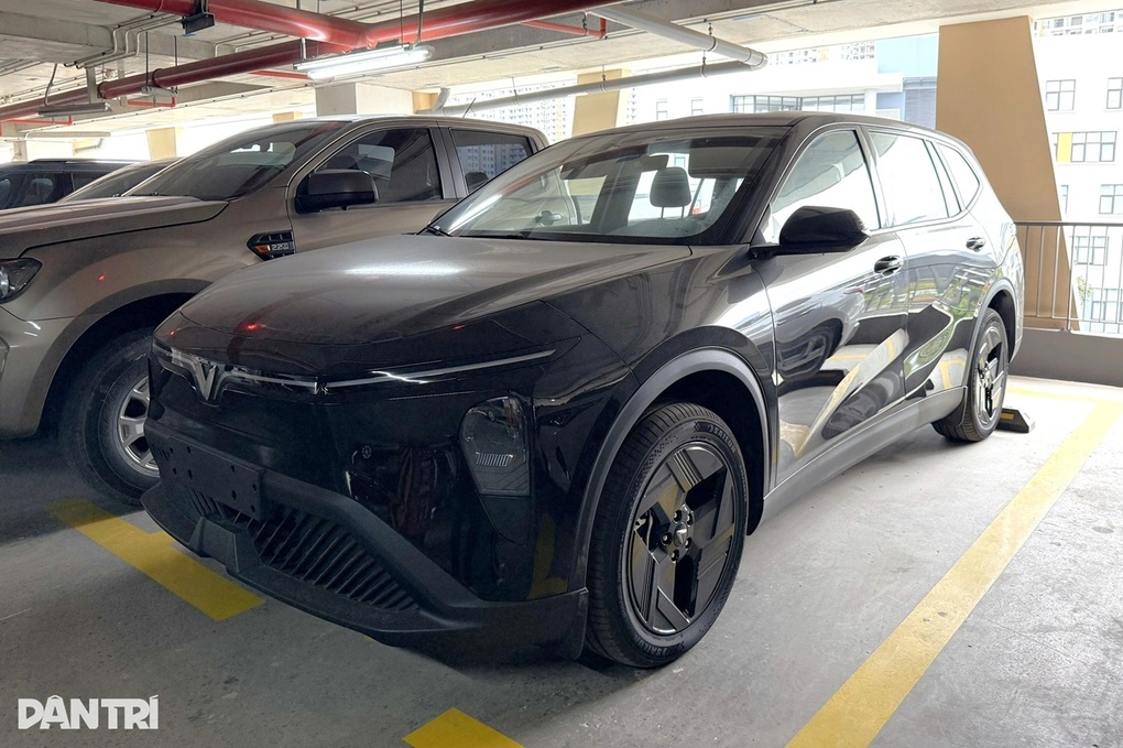 Limo Green giao 10.000 xe tháng cuối năm, chiếm ngôi vua MPV từ Xpander - 4