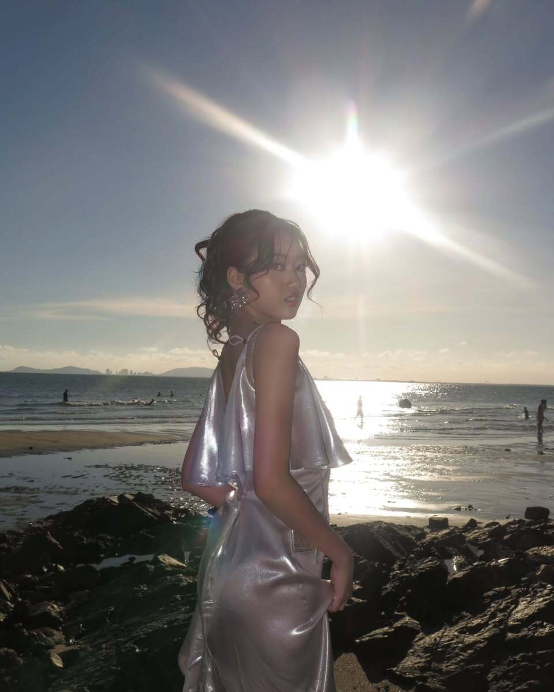 Ảnh hậu trẻ nhất Việt Nam  lột xác ngoạn mục, nhan sắc tuổi 17 gây chú ý - 11