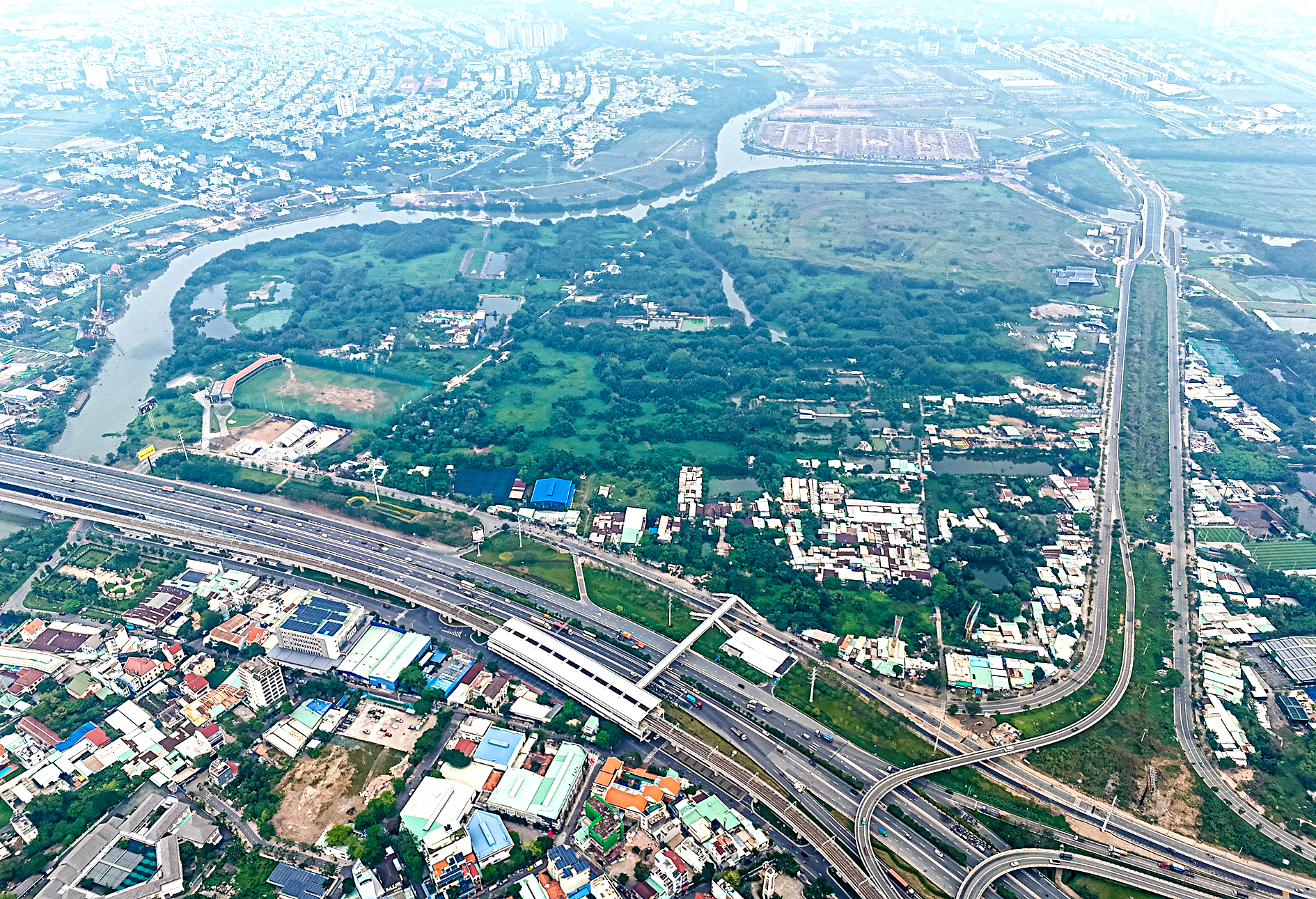 TP.HCM khởi công các công trình chào mừng Đại hội Đảng XIV: Tạo cực tăng trưởng mới 4 khoa học công nghệ - Ảnh 4.