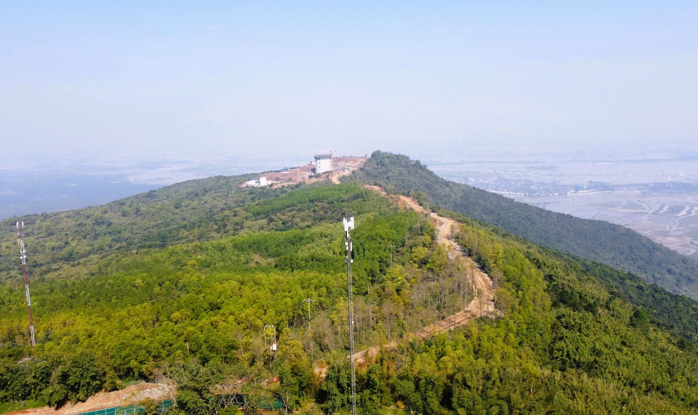 Huyệt đạo thiêng trên núi Nưa trong diện mạo mới 6 Huyệt đạo thiêng trên núi Nưa trong diện mạo mới - Ảnh 9.