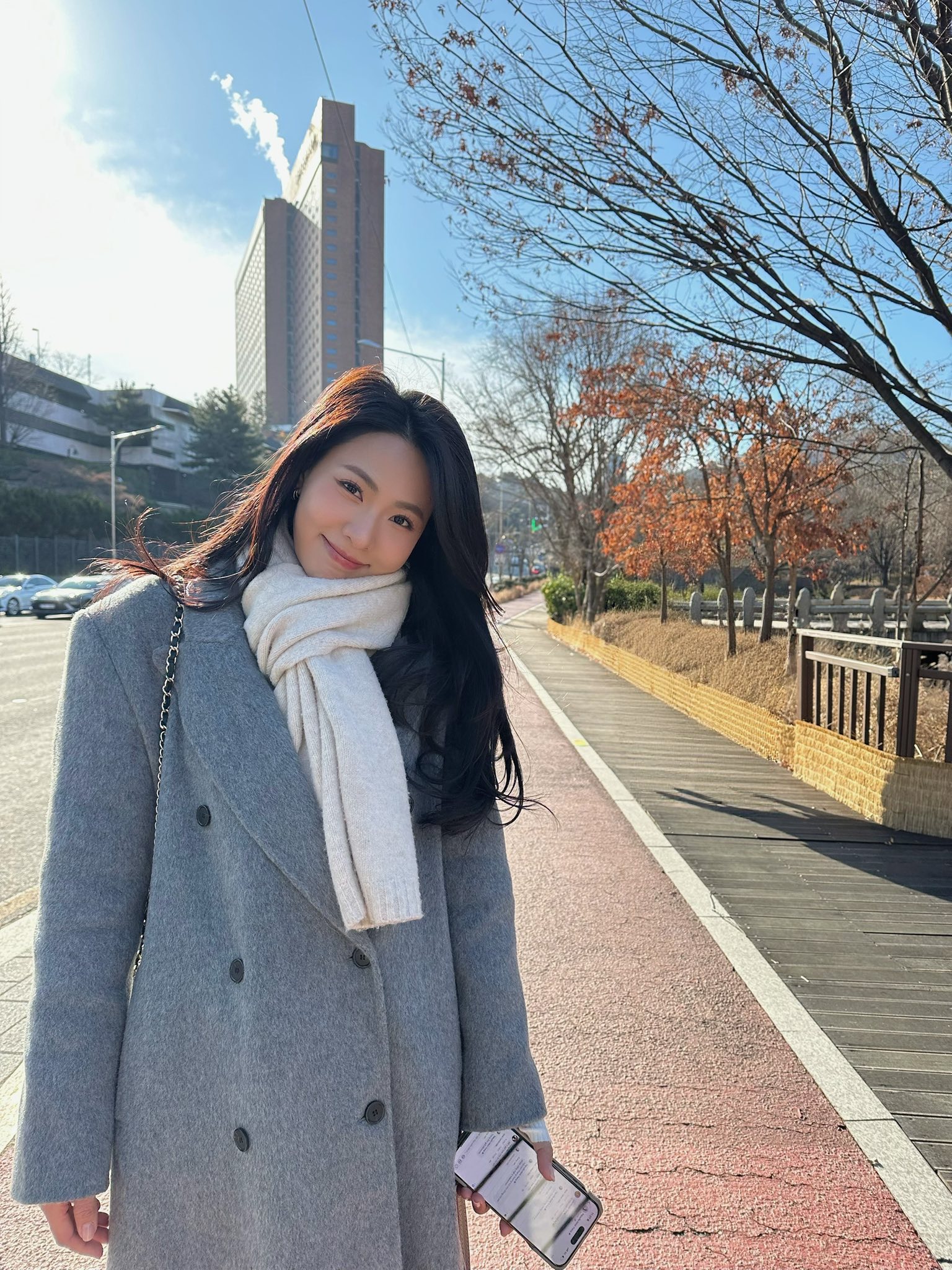 Việt Nam có 1 mỹ nhân đúng chuẩn “sách giáo khoa visual” nhưng cứ cất giọng là nhan sắc giảm hẳn một nửa- Ảnh 6.