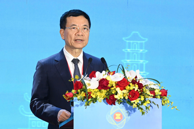 Bộ trưởng Nguyễn Mạnh Hùng phát biểu tại Lễ Khai mạc Hội nghị Bộ trưởng Số ASEAN (ADGMIN) lần thứ 6, ngày 15/1/2026. Ảnh: Giang Huy