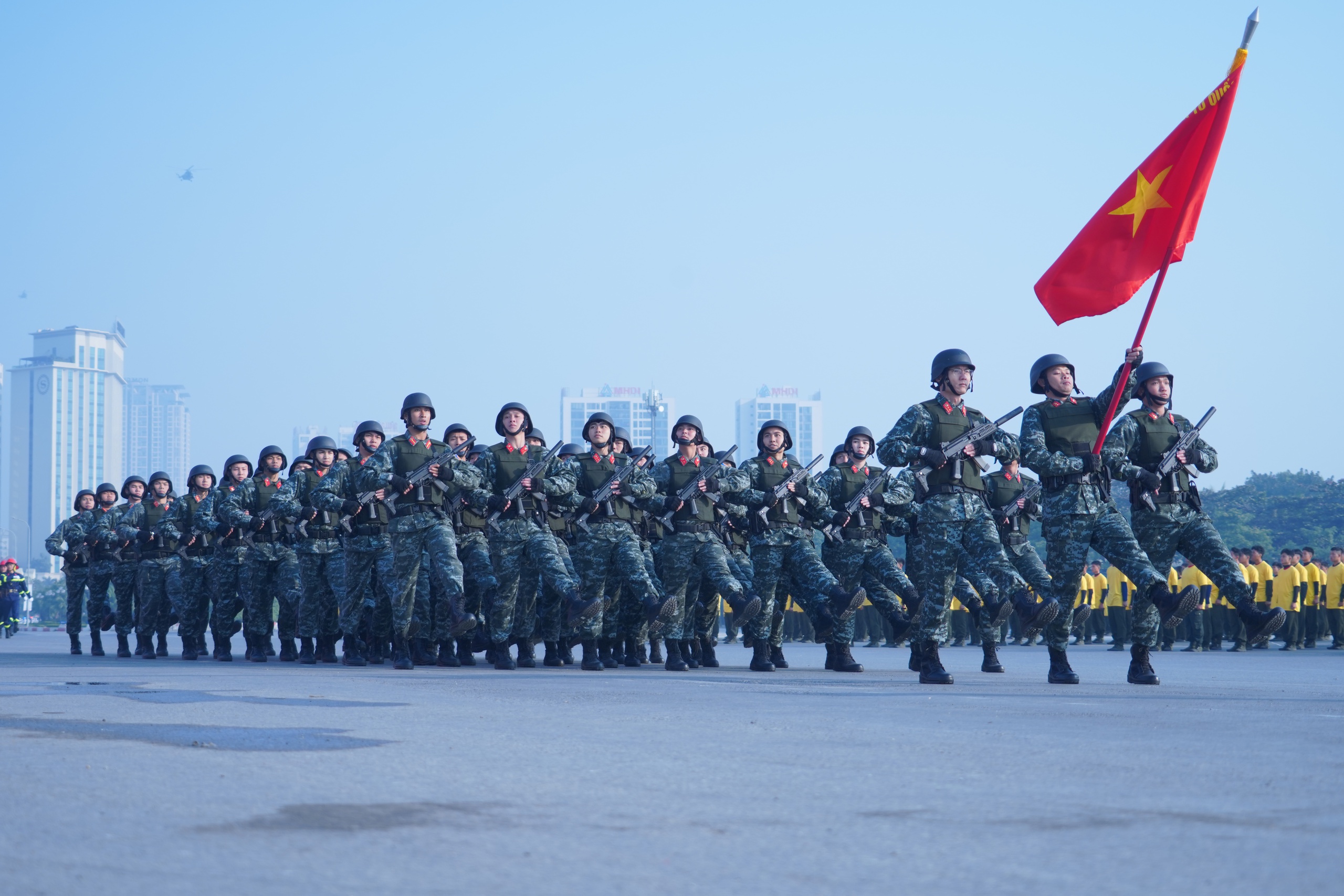 Bộ Tư lệnh Cảnh vệ lựa chọn sĩ quan ưu tú bảo vệ Đại hội XIV của Đảng 5 Bộ Tư lệnh Cảnh vệ chọn sĩ quan ưu tú bảo vệ Đại hội XIV của Đảng - Ảnh 5.