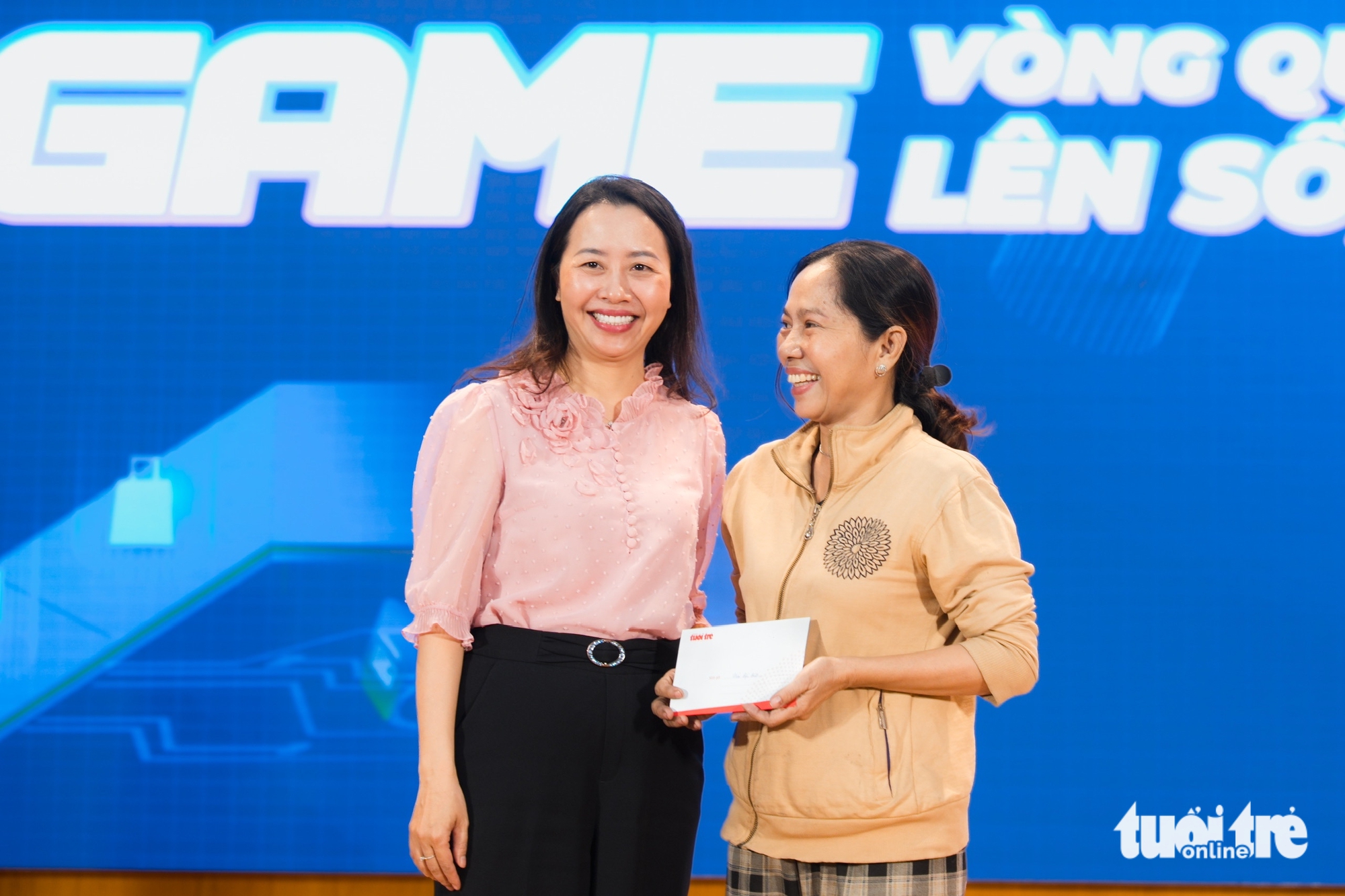 Bị kênh online bủa vây, tiểu thương chợ truyền thống hợp sức để tồn tại và phát triển - Ảnh 6.