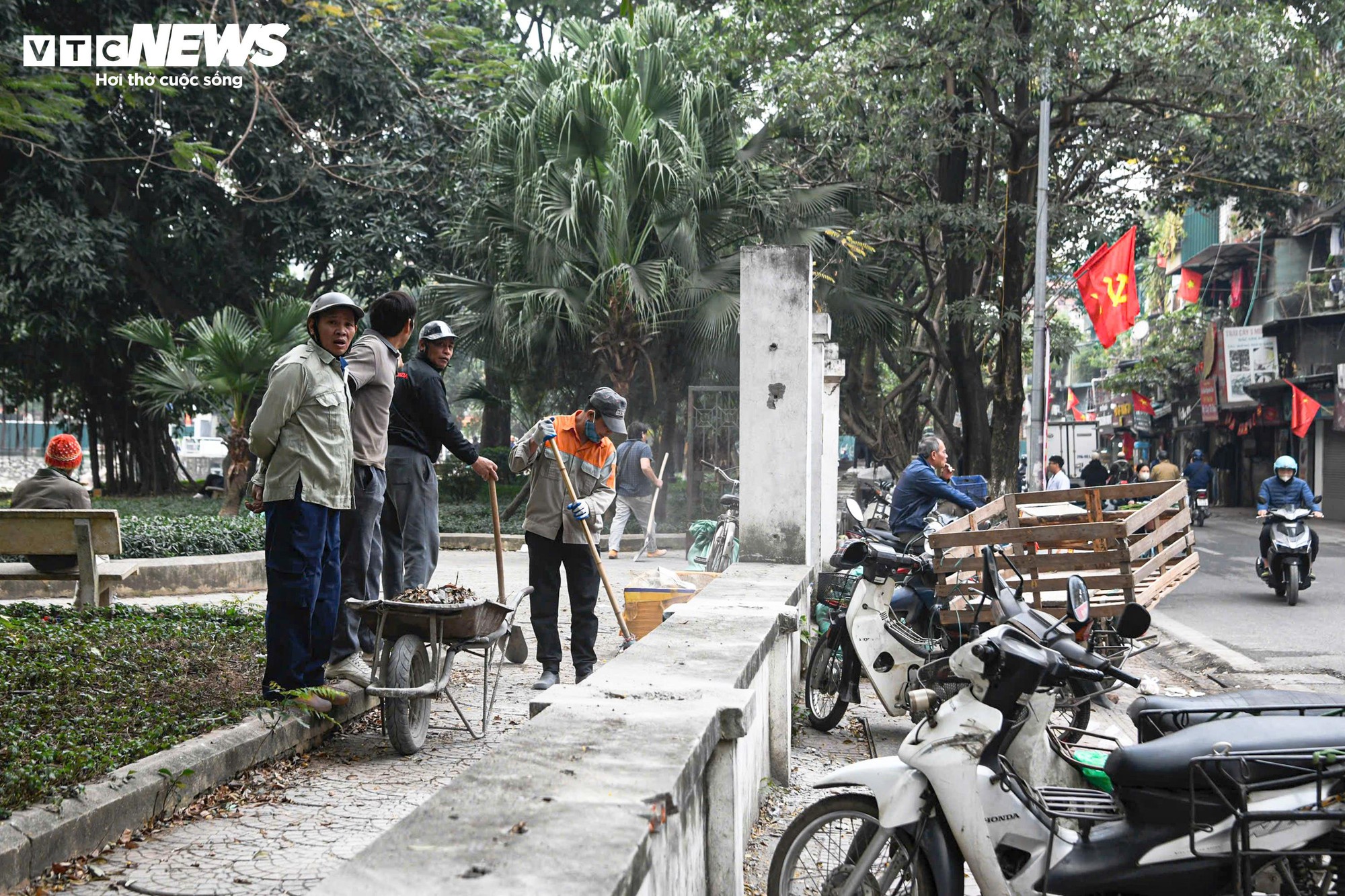 Công viên Indira Gandhi hạ rào, mở không gian xanh giữa trung tâm Hà Nội- Ảnh 11.