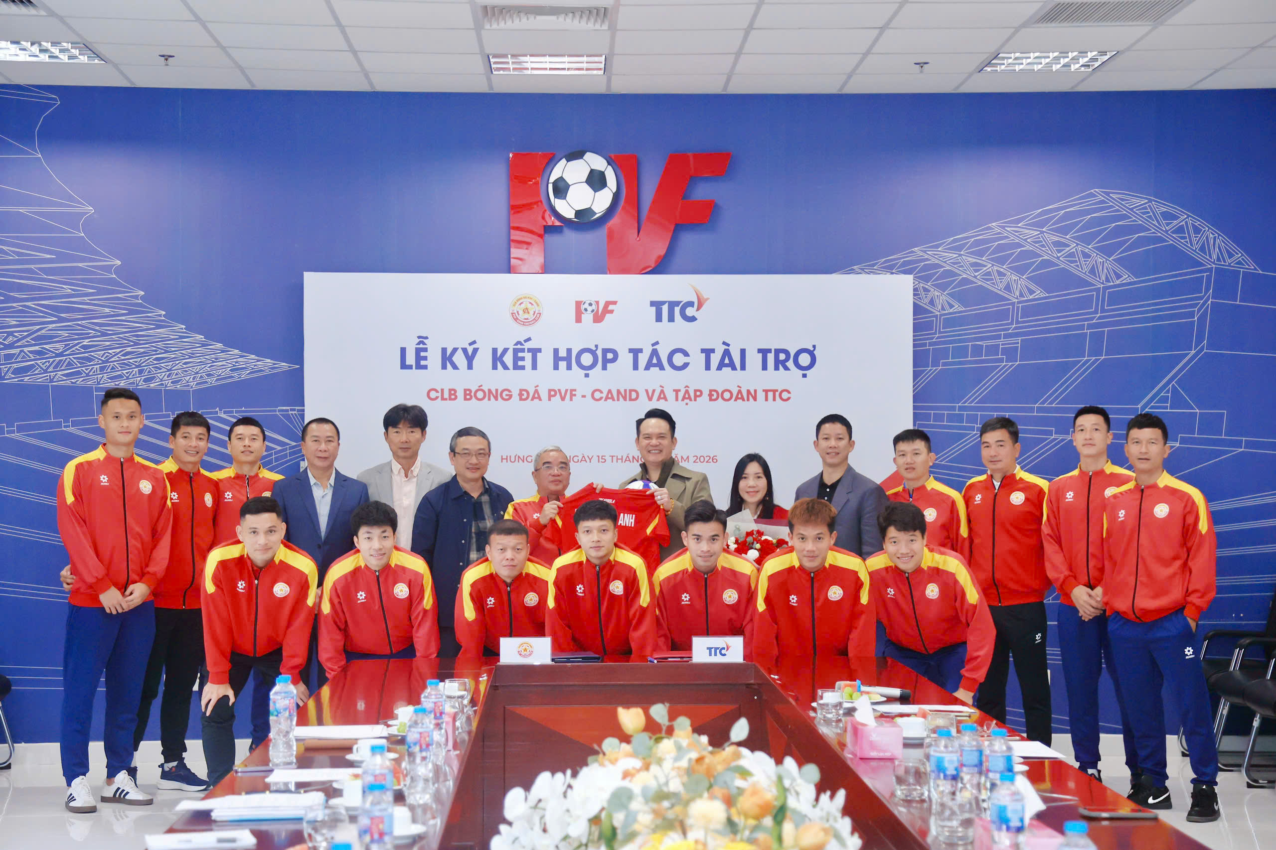 'Lò luyện ngọc' của U.23 Việt Nam đón tin vui: Thêm động lực đua V-League- Ảnh 2.