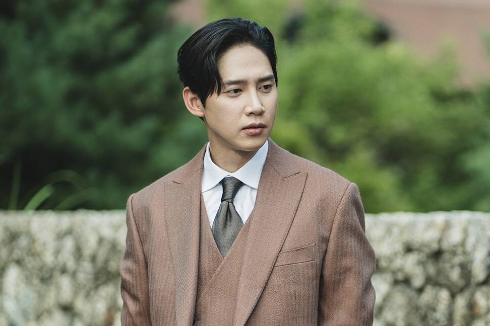 Mỹ nhân cứ đóng phim với ai là người đó dính phốt chấn động, đẹp như thiên thần nhưng đen hơn cả sao chổi- Ảnh 2.