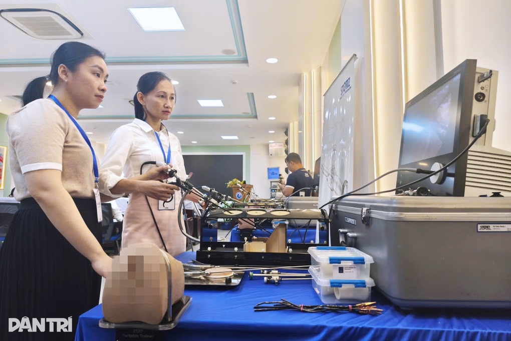 Giám đốc BV Từ Dũ: 36 năm mổ nội soi phụ khoa nhưng vẫn “chưa ra biển lớn” - 2