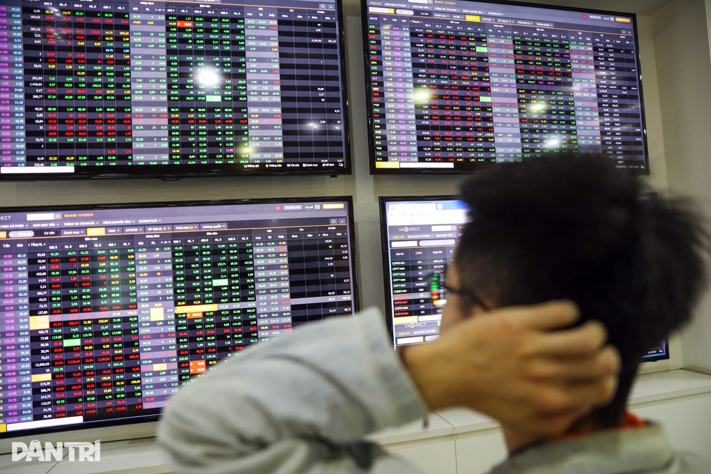 Cổ phiếu vua phân hóa, ngân hàng ông Nguyễn Đức Thụy đón tin vui - 2