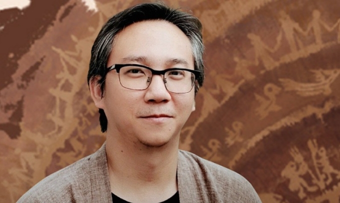 Dịch giả, nhà nghiên cứu Trần Quang Đức sinh năm 1985 ở Hải Phòng, tốt nghiệp Đại học Bắc Kinh, Trung Quốc năm 2008, hiện sống tại TP HCM. Ảnh: Nhã Nam