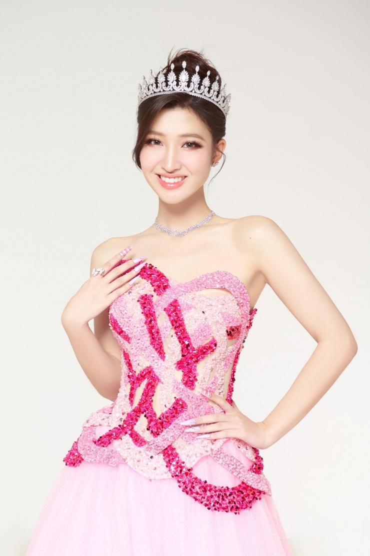 4 năm ở showbiz của Phương Nhi trước khi cưới chồng - 3