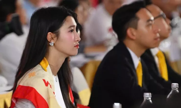 4 năm ở showbiz của Phương Nhi trước khi cưới chồng - 12