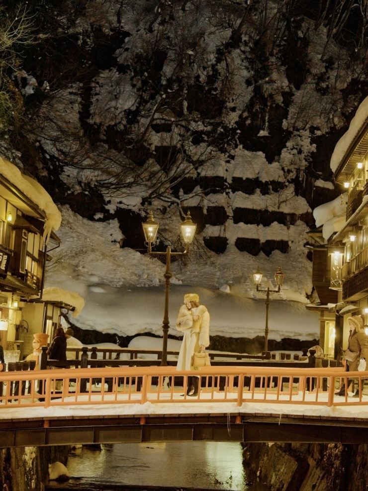 Mai Ngô lạc vào thị trấn 300 năm tuổi đẹp như cổ tích 4 Mai Ngô 'lạc' vào thị trấn 300 năm tuổi đẹp như cổ tích - 3