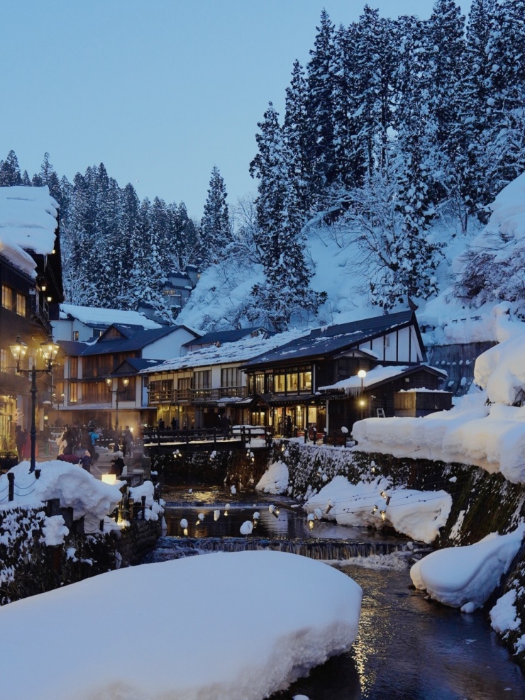 Mai Ngô lạc vào thị trấn 300 năm tuổi đẹp như cổ tích 3 Mai Ngô 'lạc' vào thị trấn 300 năm tuổi đẹp như cổ tích - 2