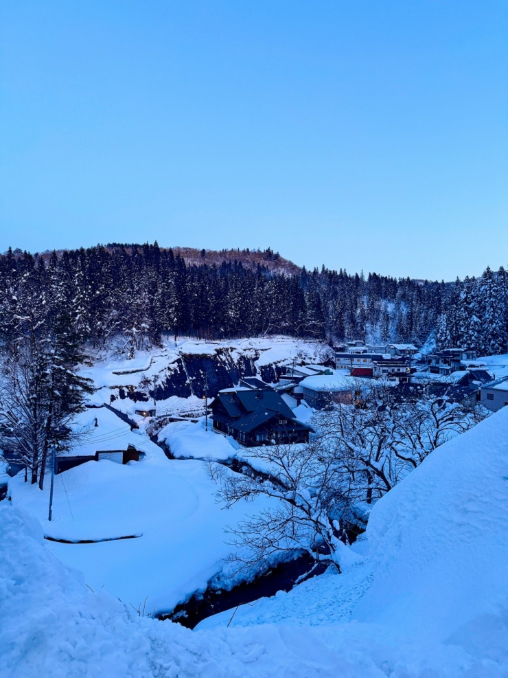 Mai Ngô lạc vào thị trấn 300 năm tuổi đẹp như cổ tích 8 Mai Ngô 'lạc' vào thị trấn 300 năm tuổi đẹp như cổ tích - 7