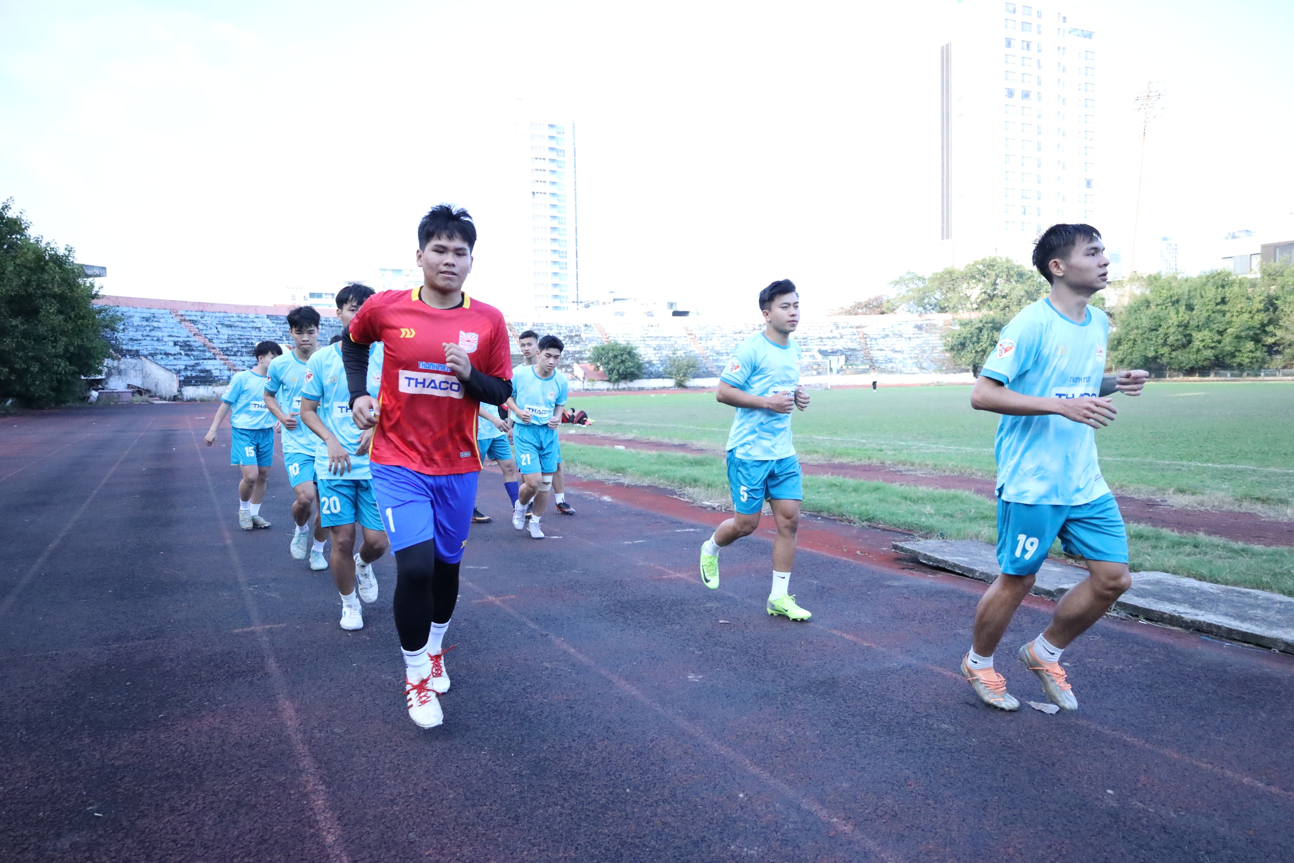 Tân binh Trường CĐ Phương Đông Đà Nẵng không ngại áp lực, sẵn sàng cống hiến hết mình- Ảnh 3.