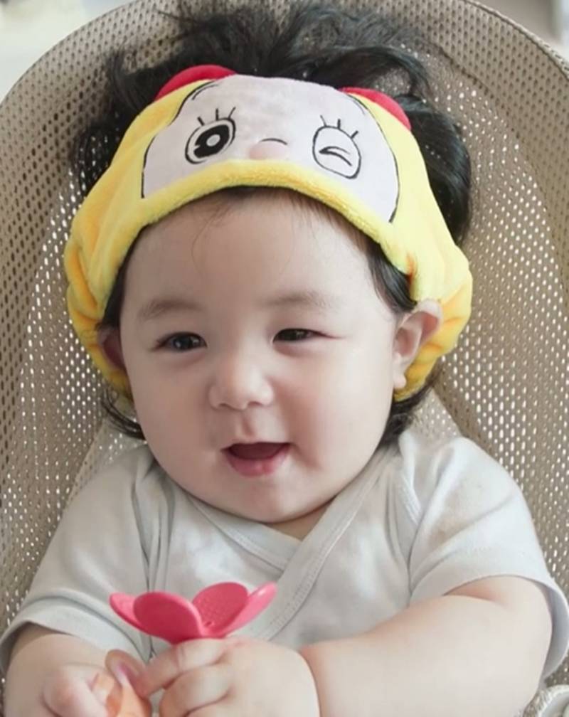 Visual gây sửng sốt của nhóc tỳ 1 tuổi kiếm được 9 tỷ trong 3 tháng- Ảnh 8.