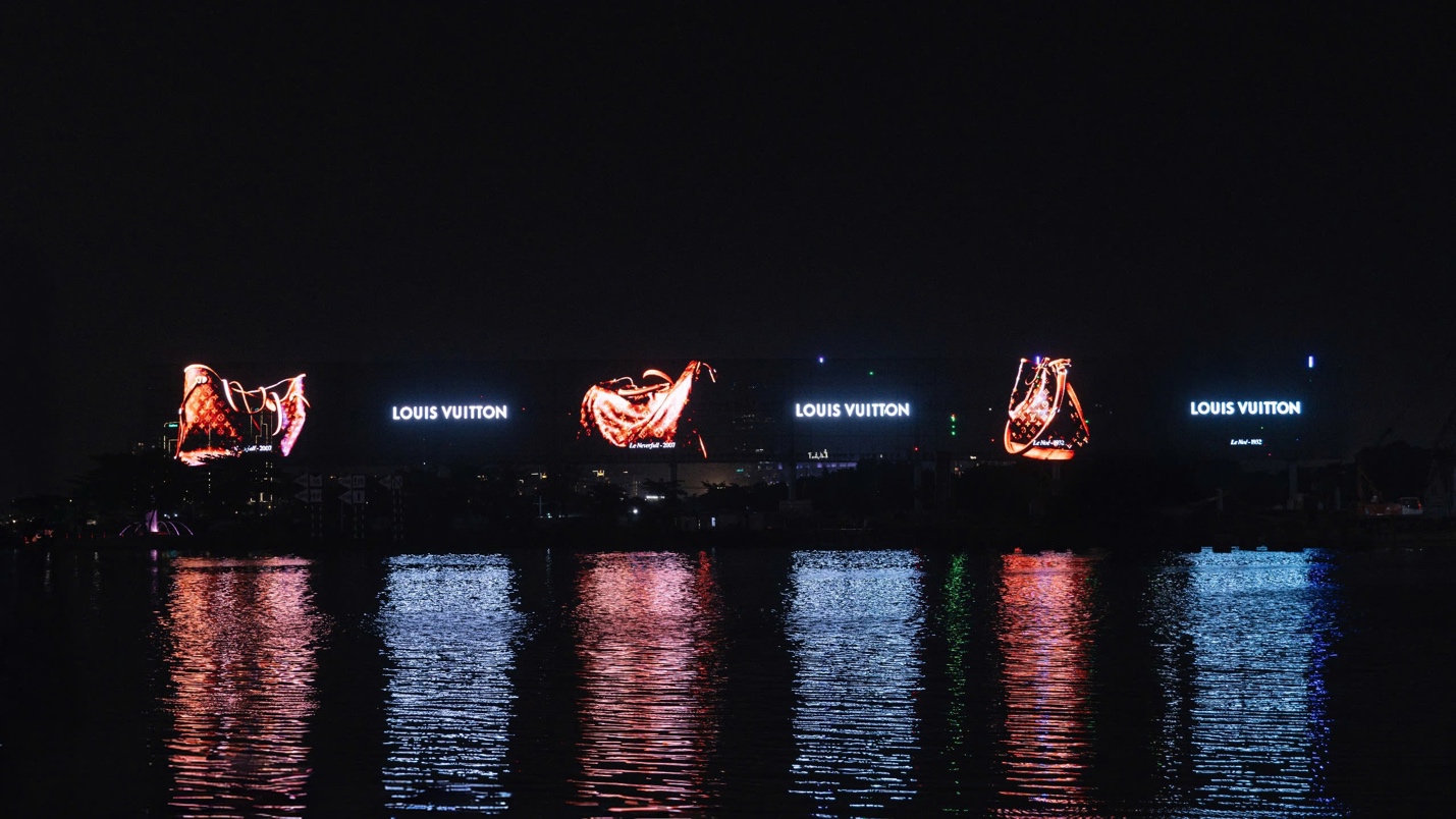 Louis Vuitton mang di sản Monogram “phủ sóng” trung tâm TP.HCM- Ảnh 3.