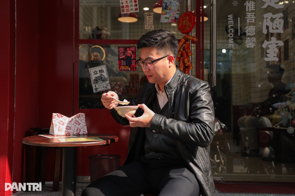 Cô gái 9X bỏ công việc văn phòng thu nhập 50 triệu đồng/tháng để đi bán chè - 8