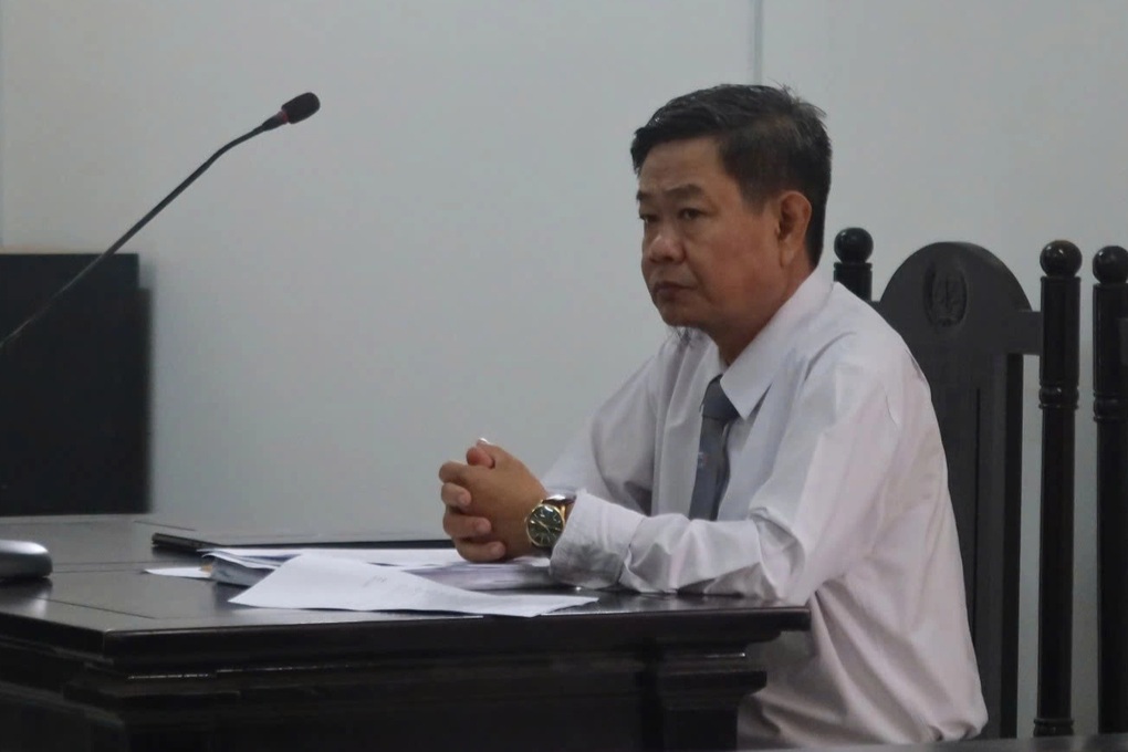 YouTuber Đinh Lan bị đề nghị 18-24 tháng tù - 2