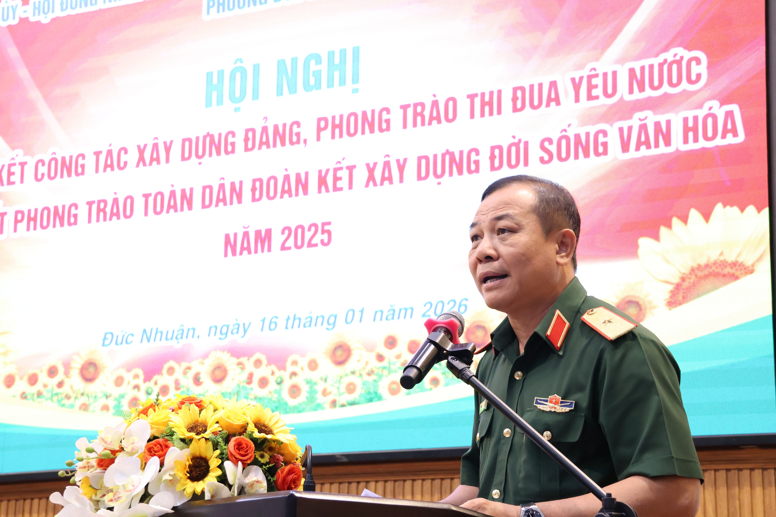 TPHCM: Đảng bộ phường Đức Nhuận hoàn thành xuất sắc nhiệm vụ năm 2025 - Ảnh 4.