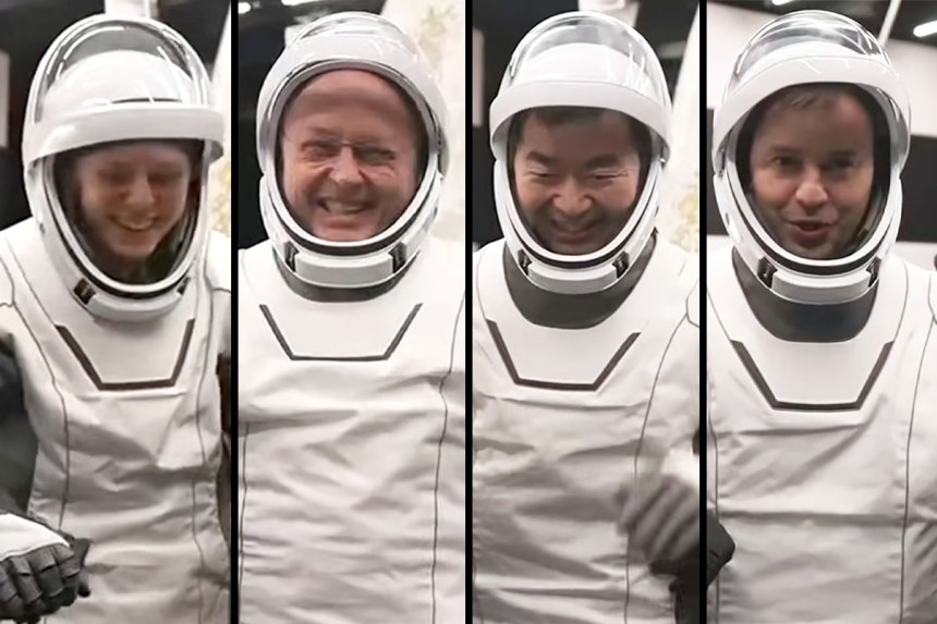 Khoảnh khắc lịch sử: 4 phi hành gia vừa trở về Trái đất sau 1 sự kiện chưa từng có tiền lệ!- Ảnh 4.