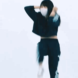 Mẹ Nhật Bản giảm 12kg trong 6 tháng, eo thắt lại nhờ bài tập 3 phút mỗi ngày- Ảnh 7.