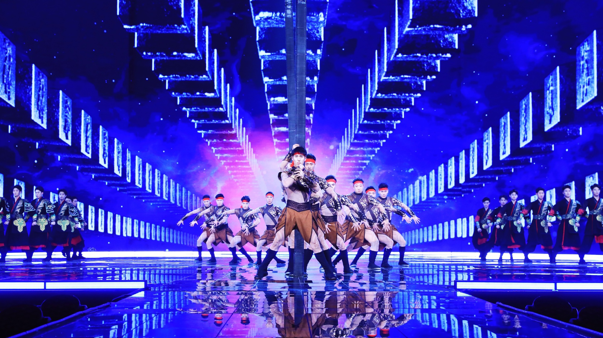 Tết Bính Ngọ ở Hồng Kông còn có thể thế này?- Ảnh 4.