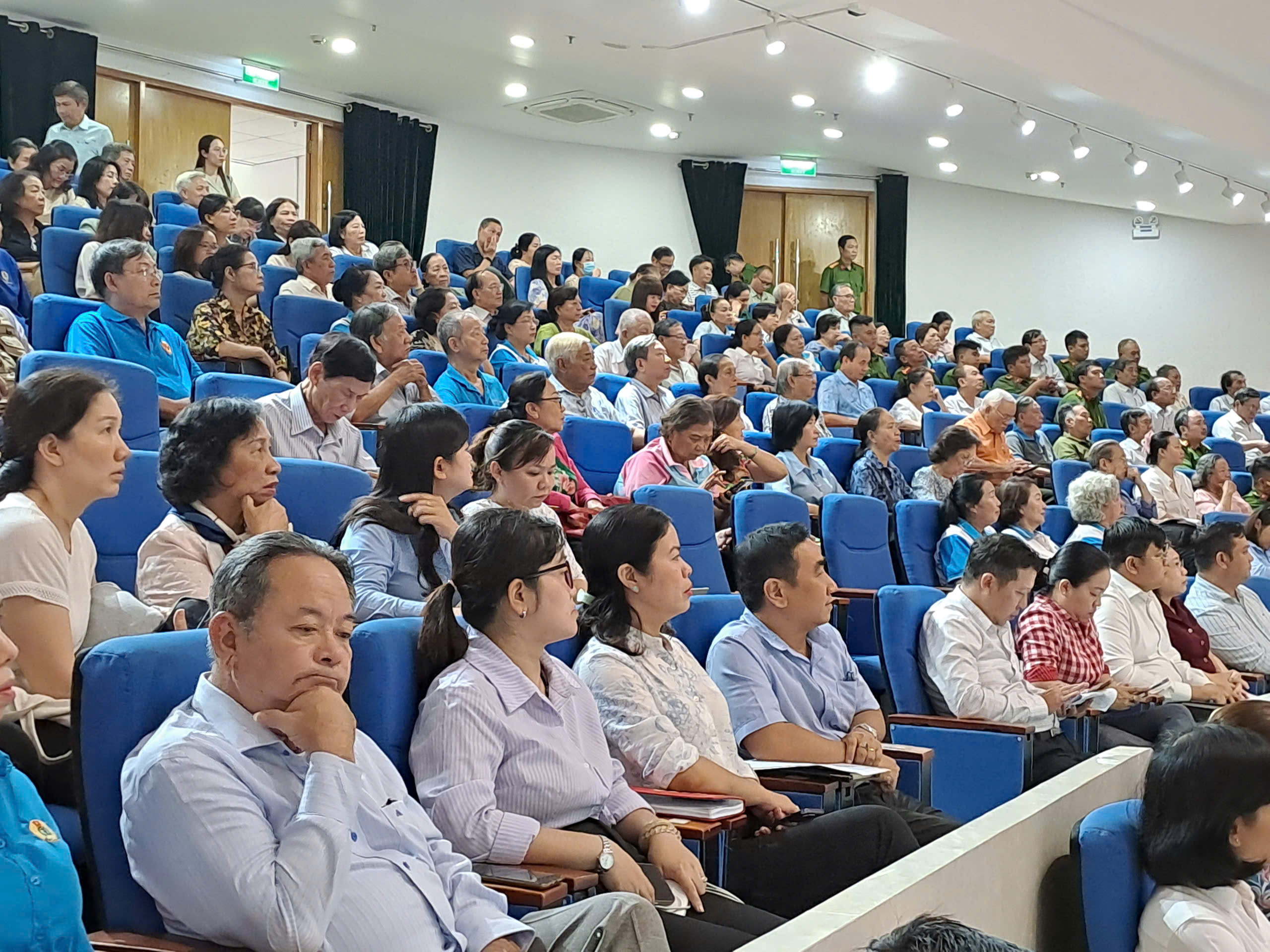 Phường Xuân Hòa triển khai nghị quyết xây dựng địa bàn sạch bóng ma túy - Ảnh 3.