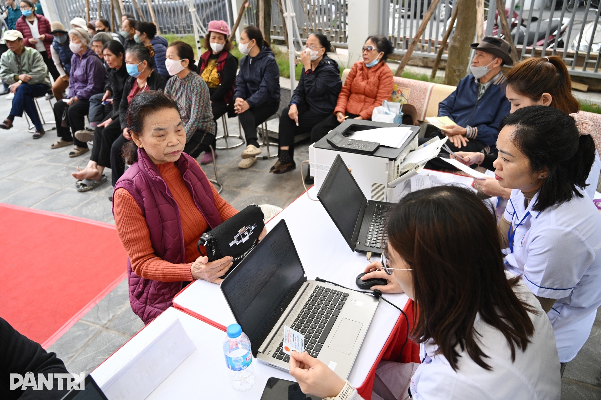 Trải nghiệm khám thông minh tại trạm y tế 4.0 đầu tiên của Hà Nội - 3