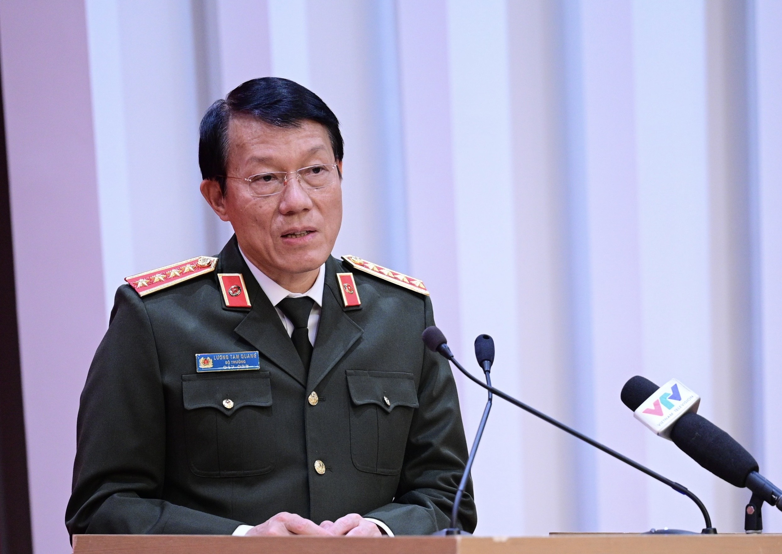 Hoàn thiện pháp lý phát triển VNeID thành siêu ứng dụng quốc gia- Ảnh 2.