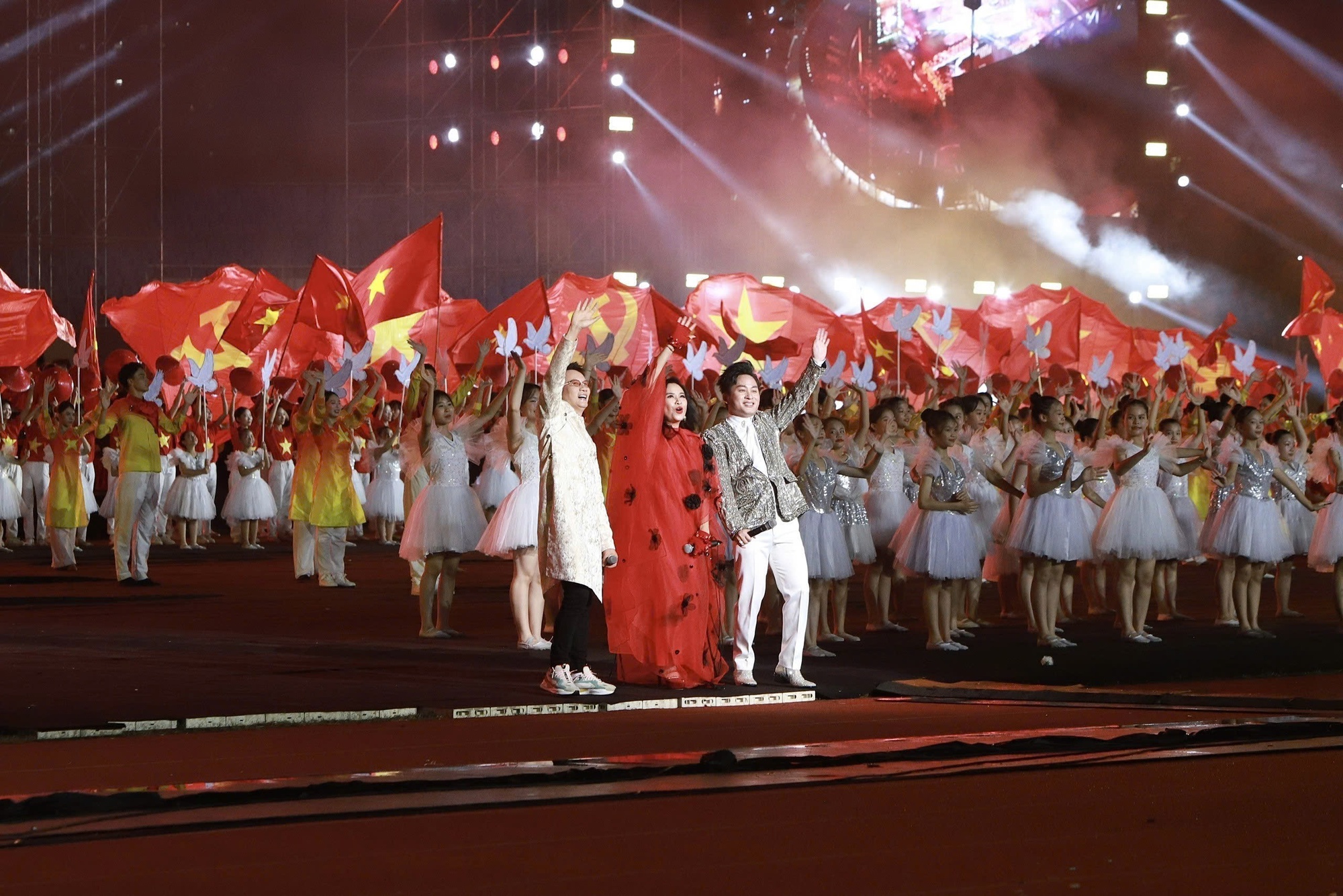 Tái định vị vai trò văn hóa trong chính trị để phát triển bền vững đất nước - Ảnh 2.