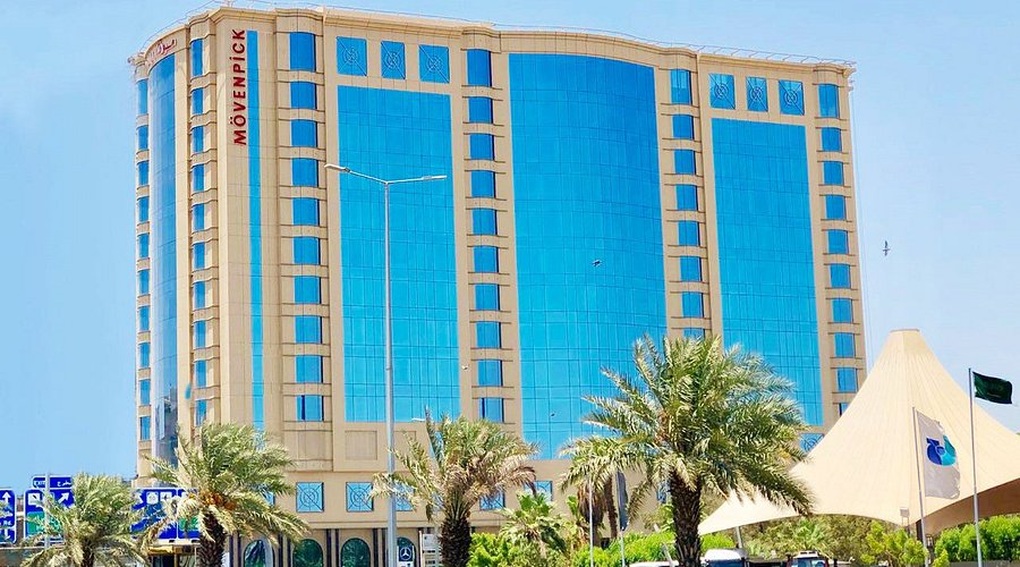 Khách Việt mang muối vừng, chi 150 triệu đồng sang cổ vũ U23 Việt Nam - 3