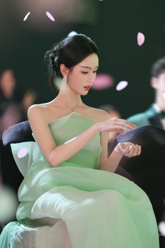 Trần Đô Linh tại sự kiện Tinh Quang Đại Thưởng 2025 của Tencent Video ngày 22/12/2025. Ảnh: Trần Đô Linh Studio